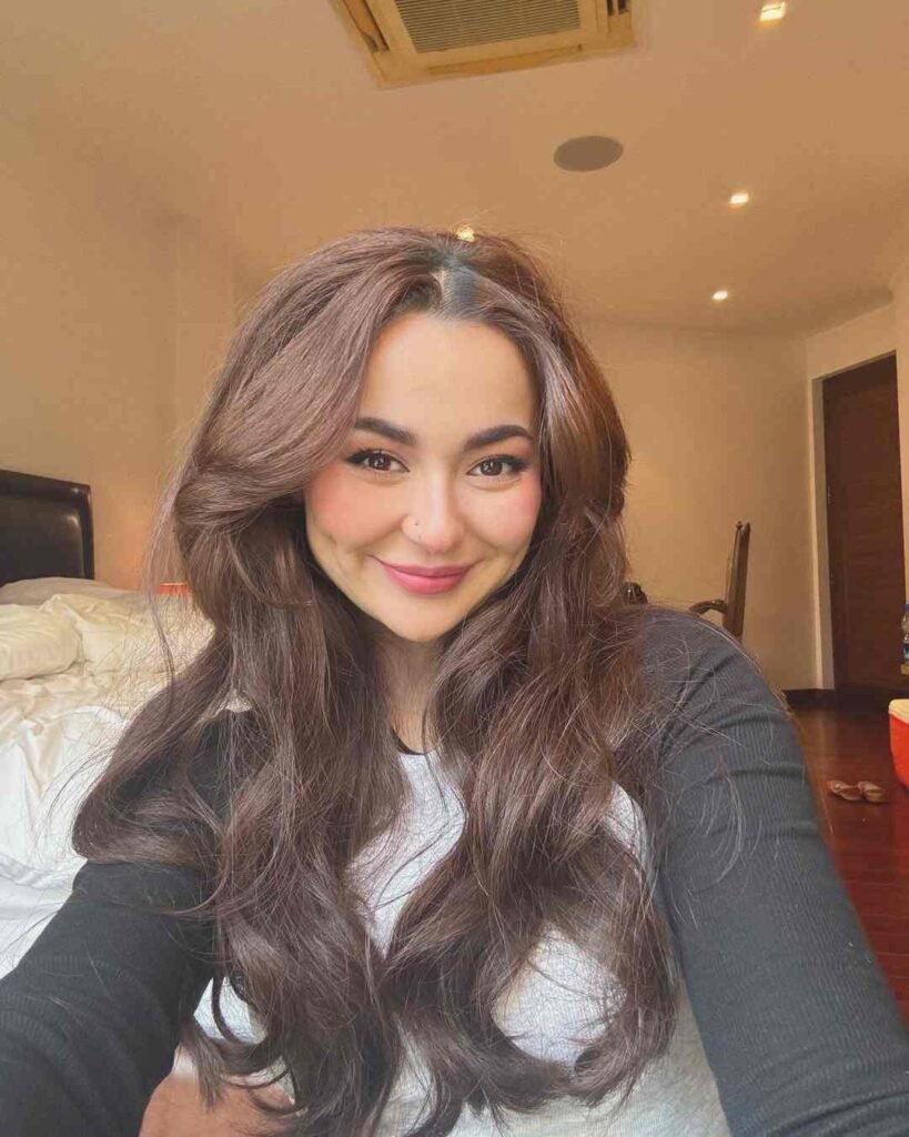 Hania Amir Biography